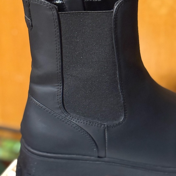 Faux Black Leather Chunky Ankle Boots - Picture 7 of 7